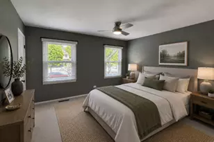 2056 Garth Ct, Naperville, IL 60565 - Photo 10