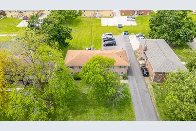 221 S Small Avenue, Kankakee, IL 60901 - Photo 2
