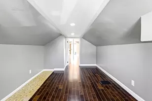 2936 N Kenneth Ave, Chicago, IL 60641 - Photo 24