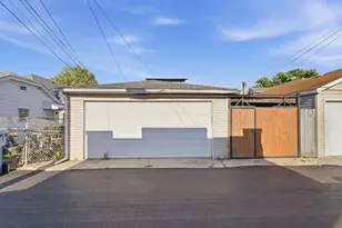 2936 N Kenneth Ave, Chicago, IL 60641 - Photo 44
