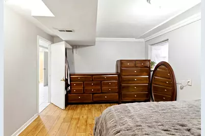 2936 N Kenneth Avenue, Chicago, IL 60641 - Photo 32