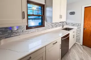 340 E Medill Ave, Northlake, IL 60164 - Photo 10