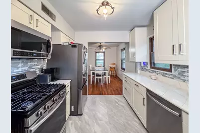 340 E Medill Avenue, Northlake, IL 60164 - Photo 12