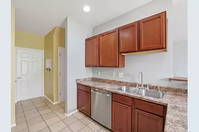 704 Amherst Drive, Sycamore, IL 60178 - Photo 12