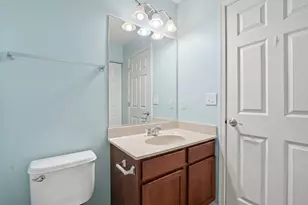 704 Amherst Dr, Sycamore, IL 60178 - Photo 26