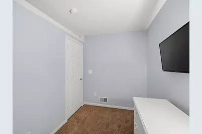 704 Amherst Drive, Sycamore, IL 60178 - Photo 28