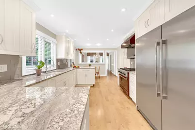 2440 The Strand, Northbrook, IL 60062 - Photo 20