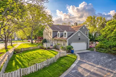 2440 The Strand, Northbrook, IL 60062 - Photo 4