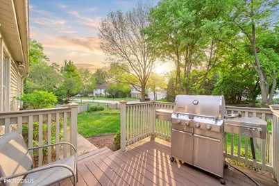 2440 The Strand, Northbrook, IL 60062 - Photo 42