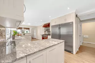 2440 The Strand, Northbrook, IL 60062 - Photo 30