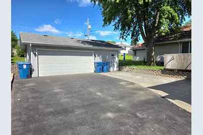 1609 N Hickory Street, Crest Hill, IL 60403 - Photo 18