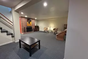 125 N Oak Leaf Dr, Addison, IL 60101 - Photo 26