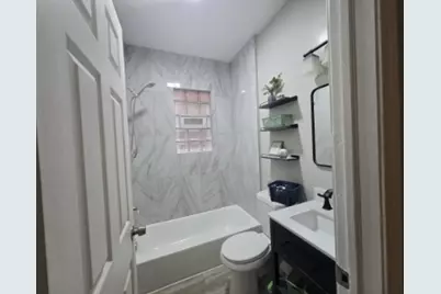 5244 S Ashland Avenue #1, Chicago, IL 60609 - Photo 4