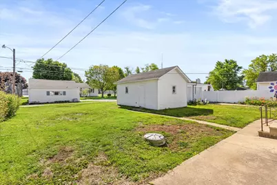 1413 S Monroe Street, Streator, IL 61364 - Photo 28