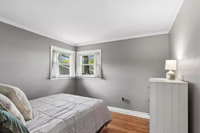 1806 Hazelwood Drive, Lindenhurst, IL 60046 - Photo 14