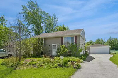 216 E Rose Street, Glenwood, IL 60425 - Photo 1
