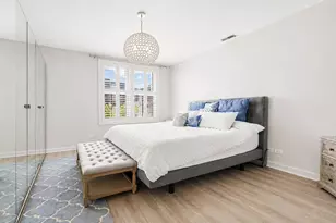 2733 N Lincoln Ave, Chicago, IL 60614 - Photo 12