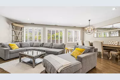 2733 N Lincoln Avenue #A, Chicago, IL 60614 - Photo 2