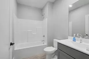 503 S 5th St, Fairbury, IL 61739 - Photo 28