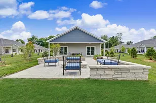 503 S 5th St, Fairbury, IL 61739 - Photo 10