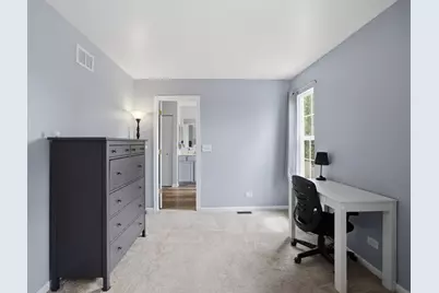 10664 Oregon Trail, Huntley, IL 60142 - Photo 16