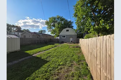904 E Macon Street, Clifton, IL 61727 - Photo 8
