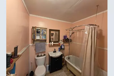 904 E Macon Street, Clifton, IL 61727 - Photo 2