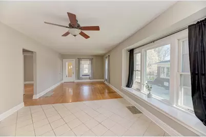 904 Caton Avenue, Joliet, IL 60435 - Photo 8