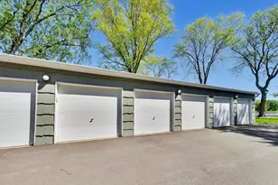 1520 Stonebridge Trail, Wheaton, IL 60189 - Photo 28