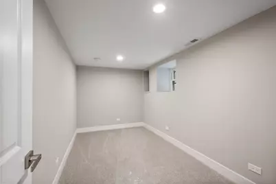 3540 W Evergreen Avenue, Chicago, IL 60651 - Photo 28