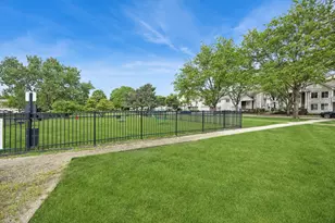 313 Candlelight Ct, Bolingbrook, IL 60440 - Photo 20