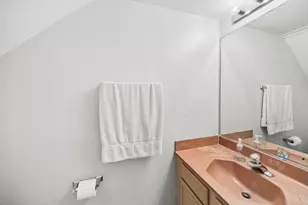 313 Candlelight Ct, Bolingbrook, IL 60440 - Photo 10