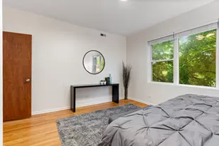 2846 N Christiana Ave, Chicago, IL 60618 - Photo 12