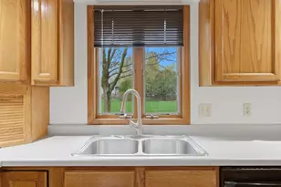 1016 N 7th St, Rochelle, IL 61068 - Photo 10
