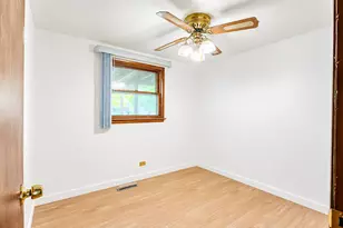 33022 N John Mogg Rd, Grayslake, IL 60030 - Photo 10
