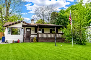 33022 N John Mogg Rd, Grayslake, IL 60030 - Photo 1