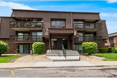 1620 Richmond Circle #105, Joliet, IL 60435 - Photo 1