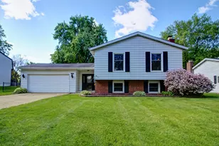 2266 Durham Dr, Wheaton, IL 60189 - Photo 1