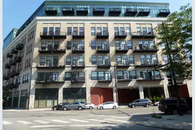 1645 W Ogden Avenue #818, Chicago, IL 60612 - Photo 1