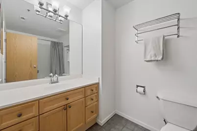3151 N Lincoln Avenue #304, Chicago, IL 60657 - Photo 12