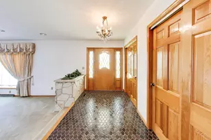 20 N Carbon Hill Rd, Coal City, IL 60416 - Photo 6