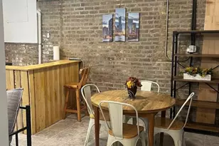 2611 W Peterson Ave, Chicago, IL 60659 - Photo 10