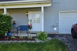 4007 193rd St, Country Club Hills, IL 60478 - Photo 1