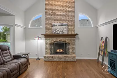 40W174 Jack London Street, Saint Charles, IL 60175 - Photo 12