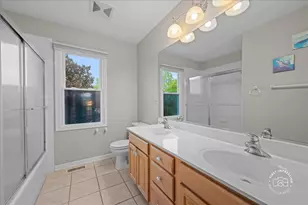 40W174 Jack London St, Saint Charles, IL 60175 - Photo 24