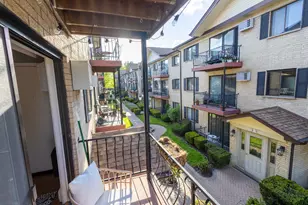 5155 N East River Rd, Chicago, IL 60656 - Photo 4