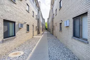 5155 N East River Rd, Chicago, IL 60656 - Photo 22