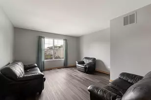 2110 Austrian Pine St, Lockport, IL 60441 - Photo 6
