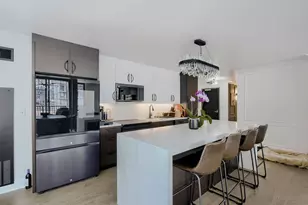 2 E Erie St, Chicago, IL 60611 - Photo 4