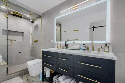 2 E Erie Street #1511, Chicago, IL 60611 - Photo 14